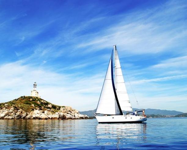 Escursioni in barca a vela a Cagliari 